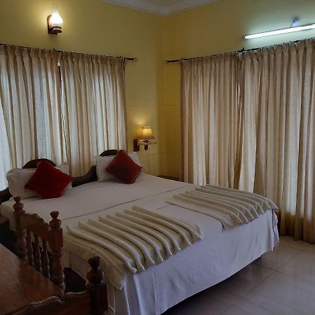 Beach Florra Inn Kovalam Luaran gambar