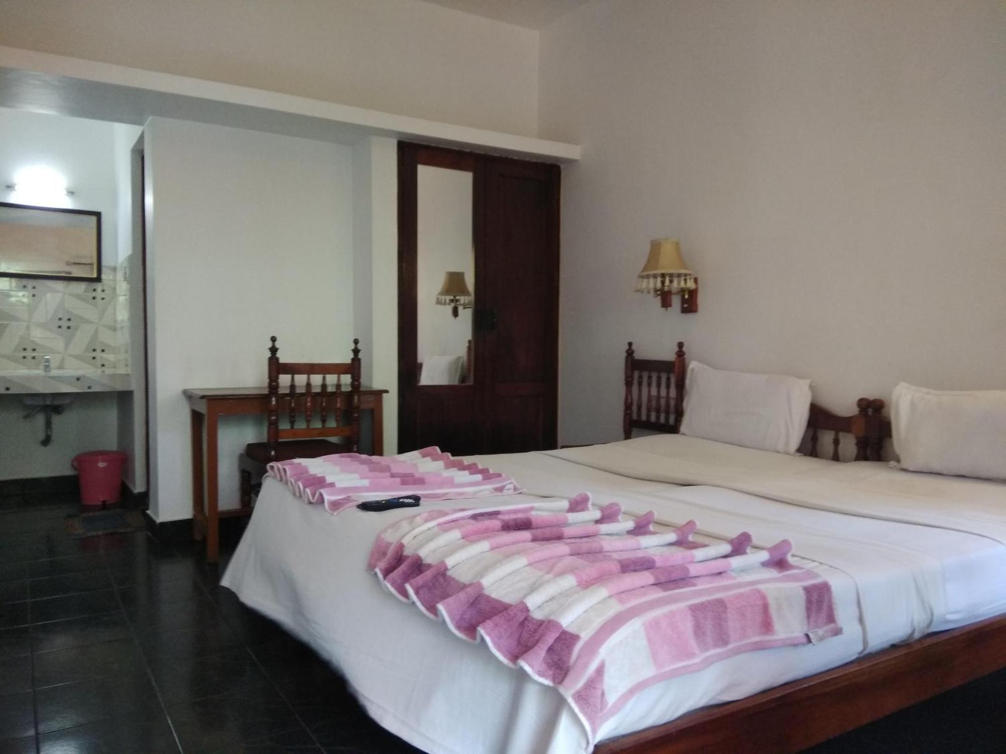 Beach Florra Inn Kovalam Luaran gambar