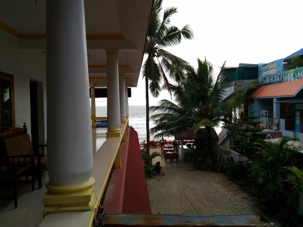 Beach Florra Inn Kovalam Luaran gambar