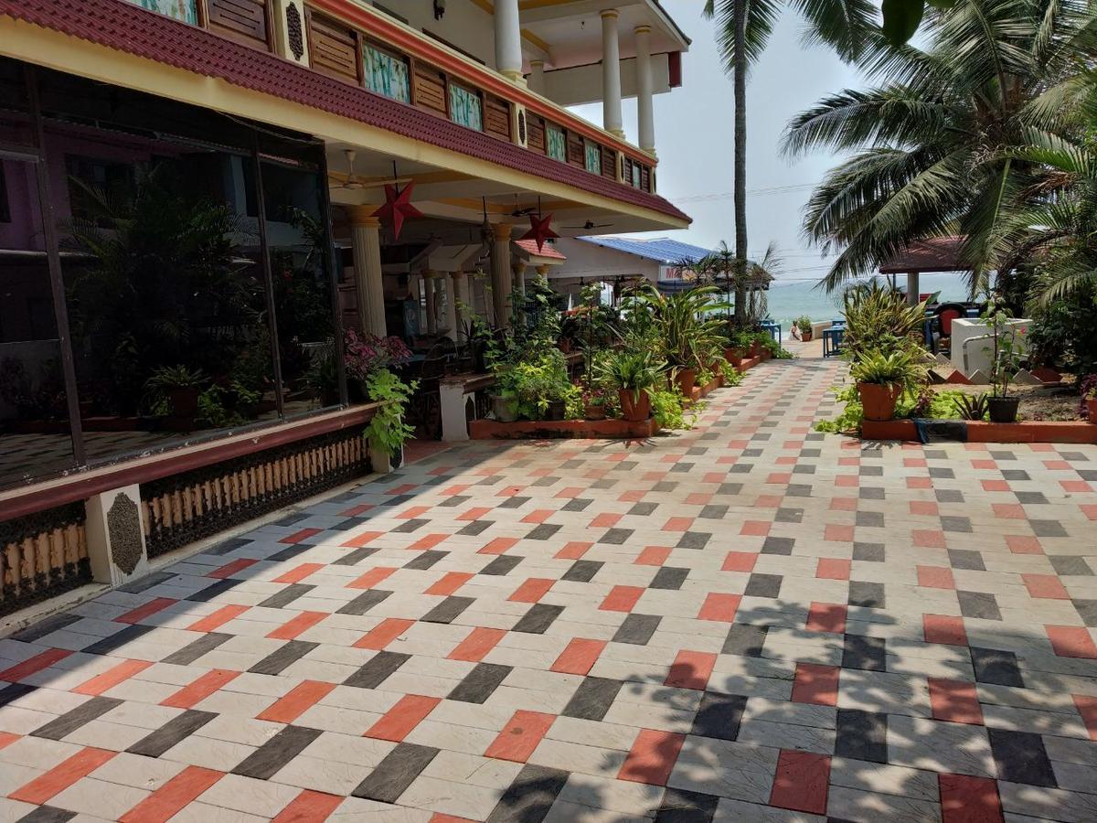 Beach Florra Inn Kovalam Luaran gambar