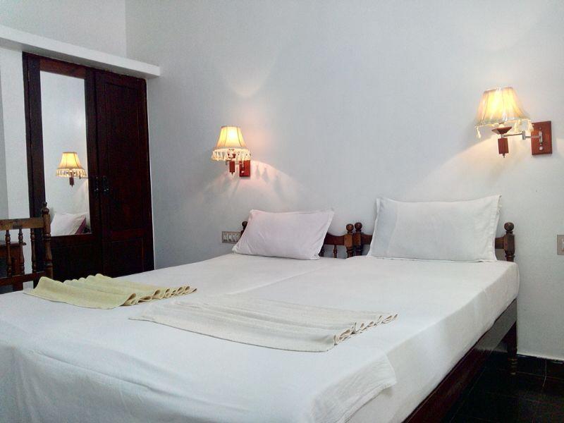 Beach Florra Inn Kovalam Bilik gambar
